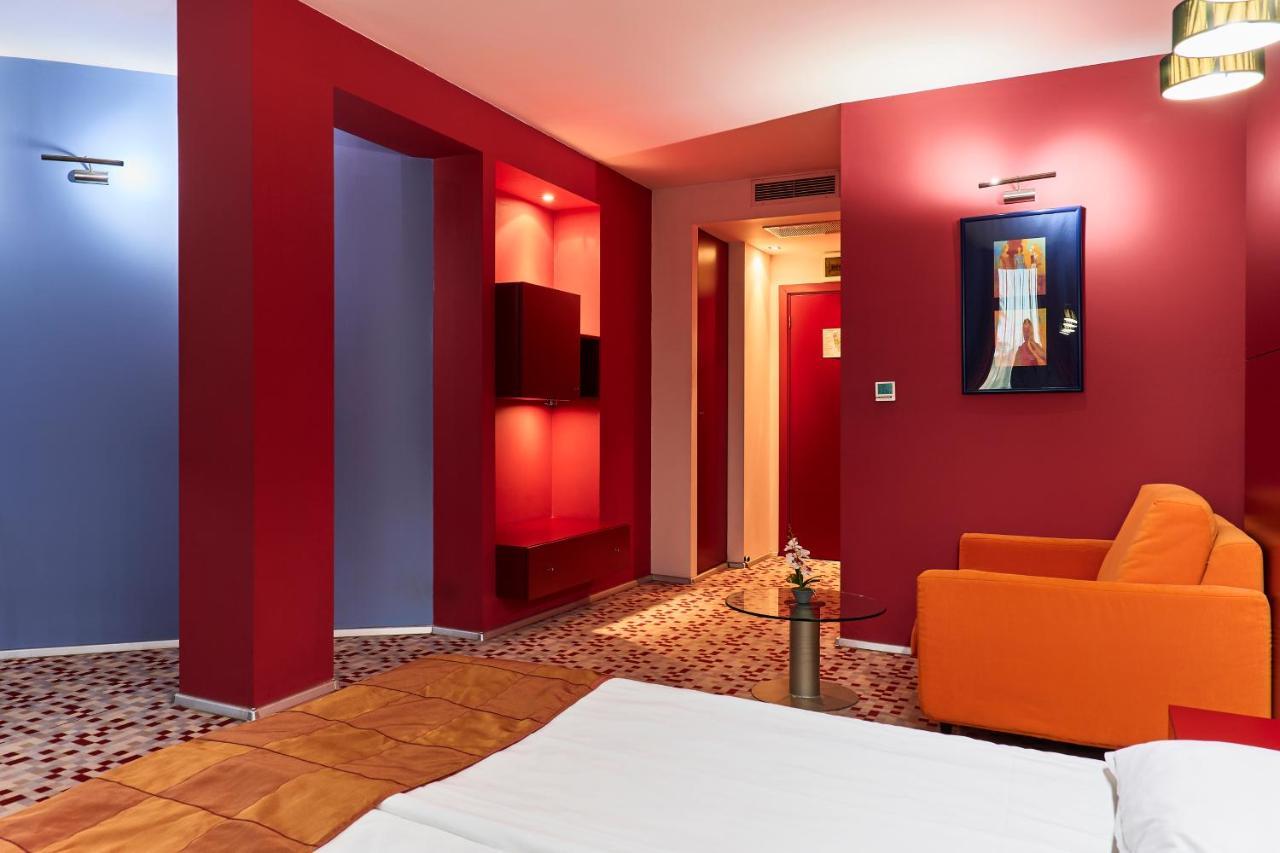 Monet Hotel プロヴディフ エクステリア 写真
