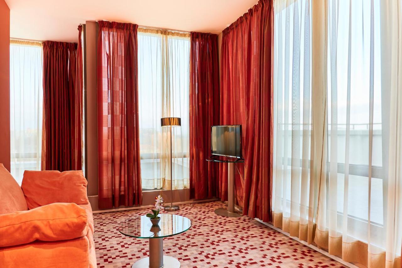 Monet Hotel プロヴディフ エクステリア 写真